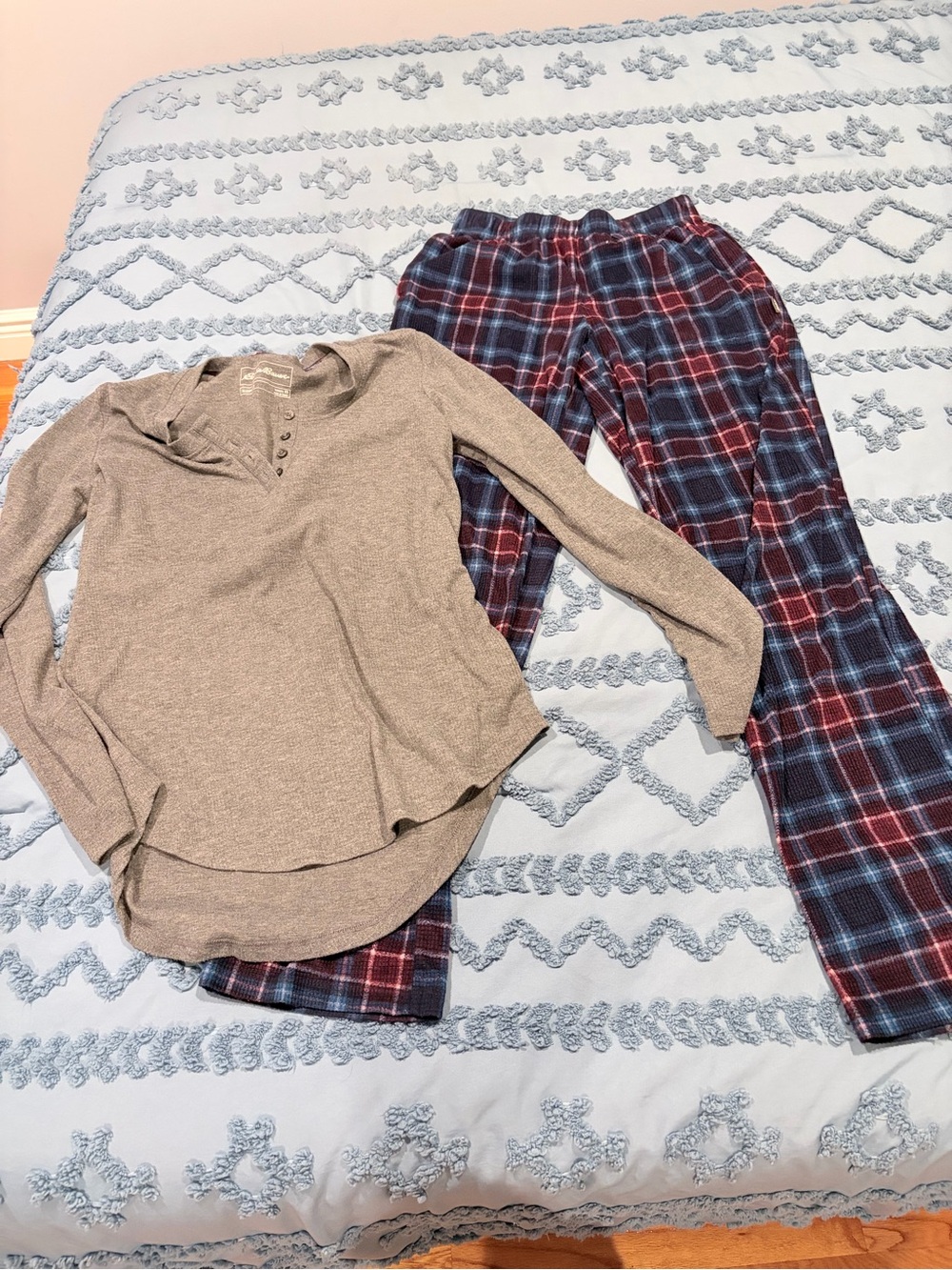 Eddie Bauer Gray Henley Sleep Top with Plaid Trim